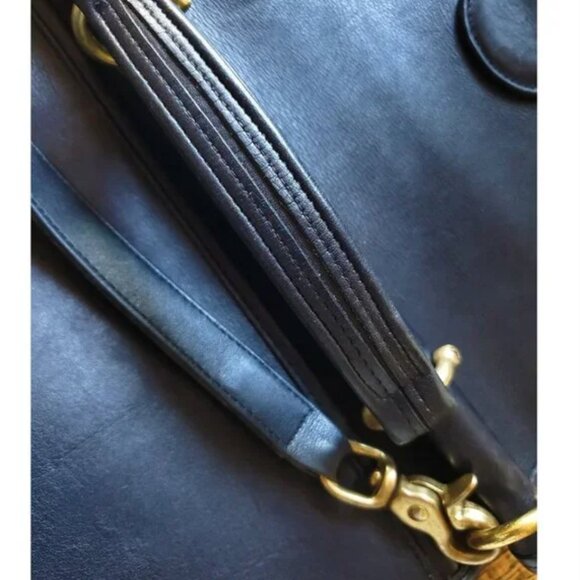 Authentic Coach 9927 Black Glove Leather Willis Station Crossbody Shoulder Bag - Picture 9 of 10